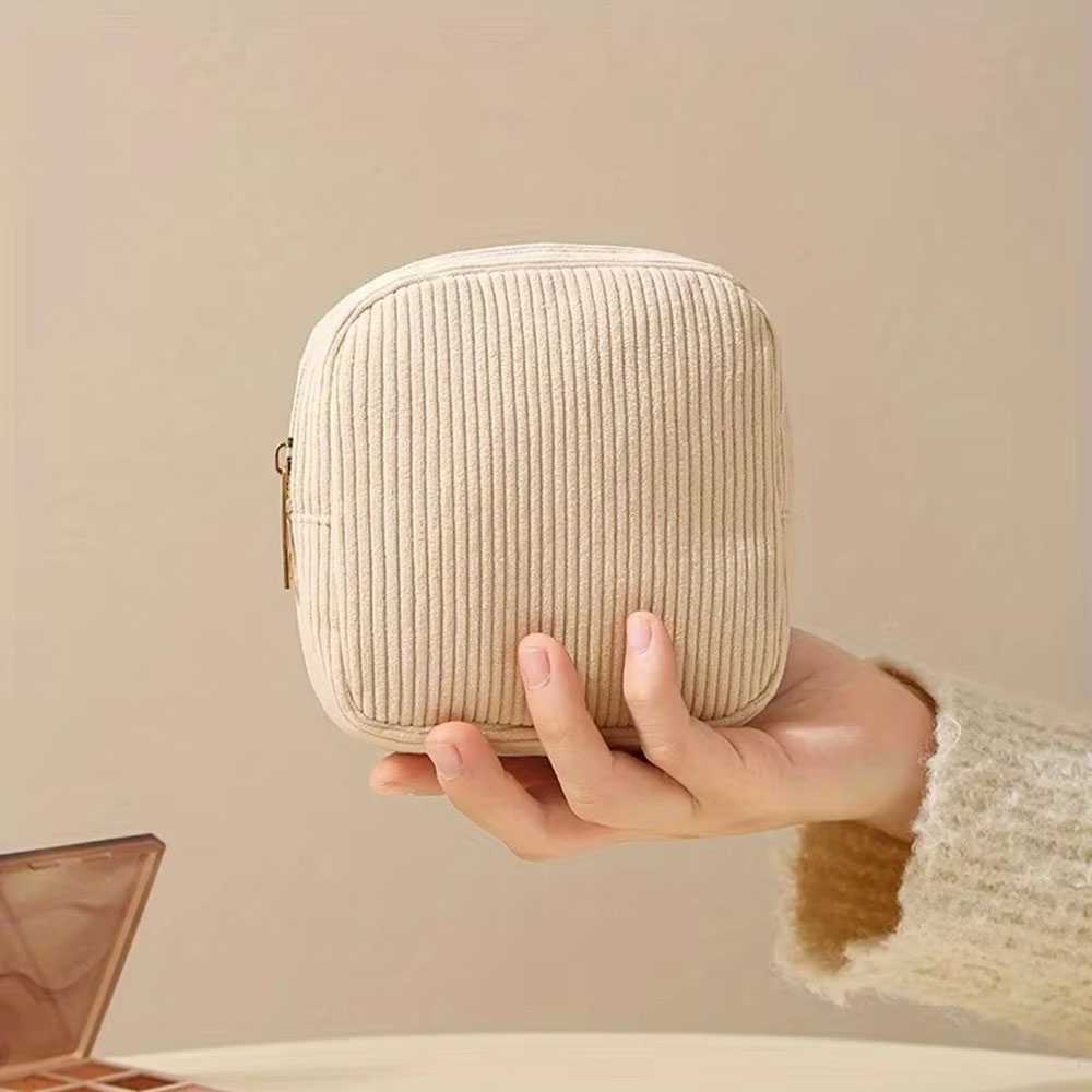 حقيبة كبيرة السعة لحفظ الفوط ا - مراجعة Cable Management Bag وسعره